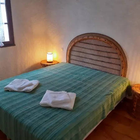 Pinede Azur * La Garonnette-Plage